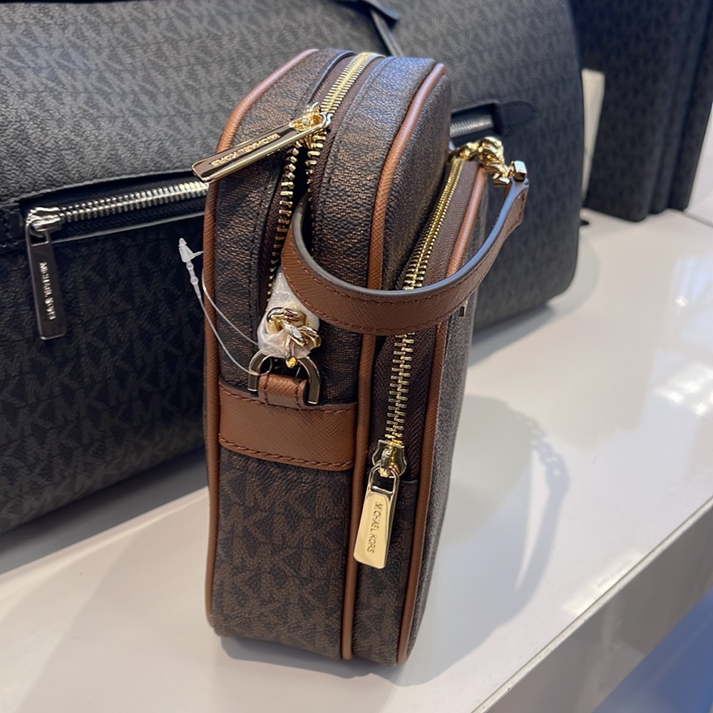 MICHAEL KORS 
Jet Set Travel Medium Logo Crossbody Flight Bag
Style # 35F1GTVC2B - Picture 4 of 16